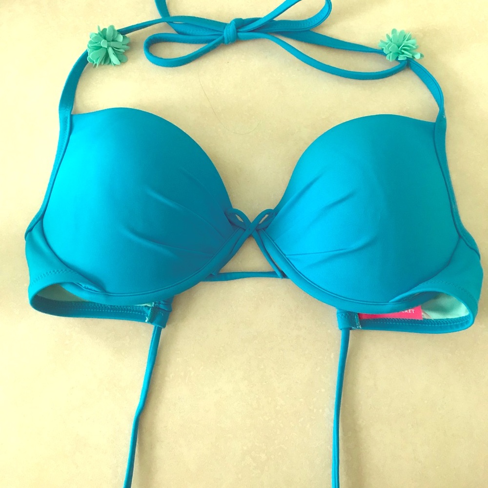 Victoria’s Secret blue bikini top